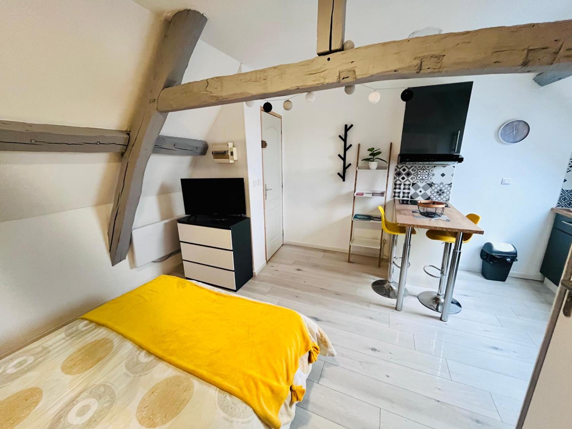 Au Petit Marcade Apartment Abbeville Ngoại thất bức ảnh
